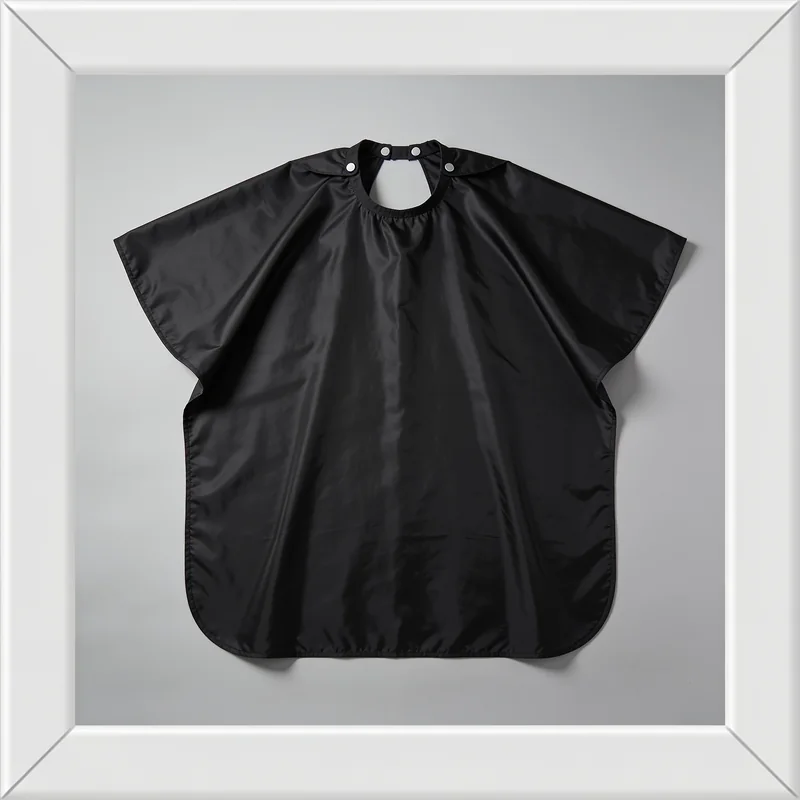 Water-Shedding Shampoo Cape